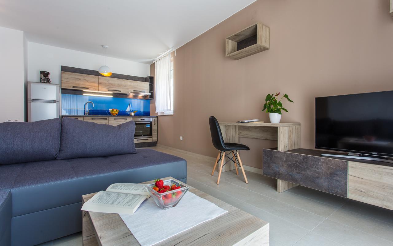 באסקה Apartments Viktorija 2 מראה חיצוני תמונה