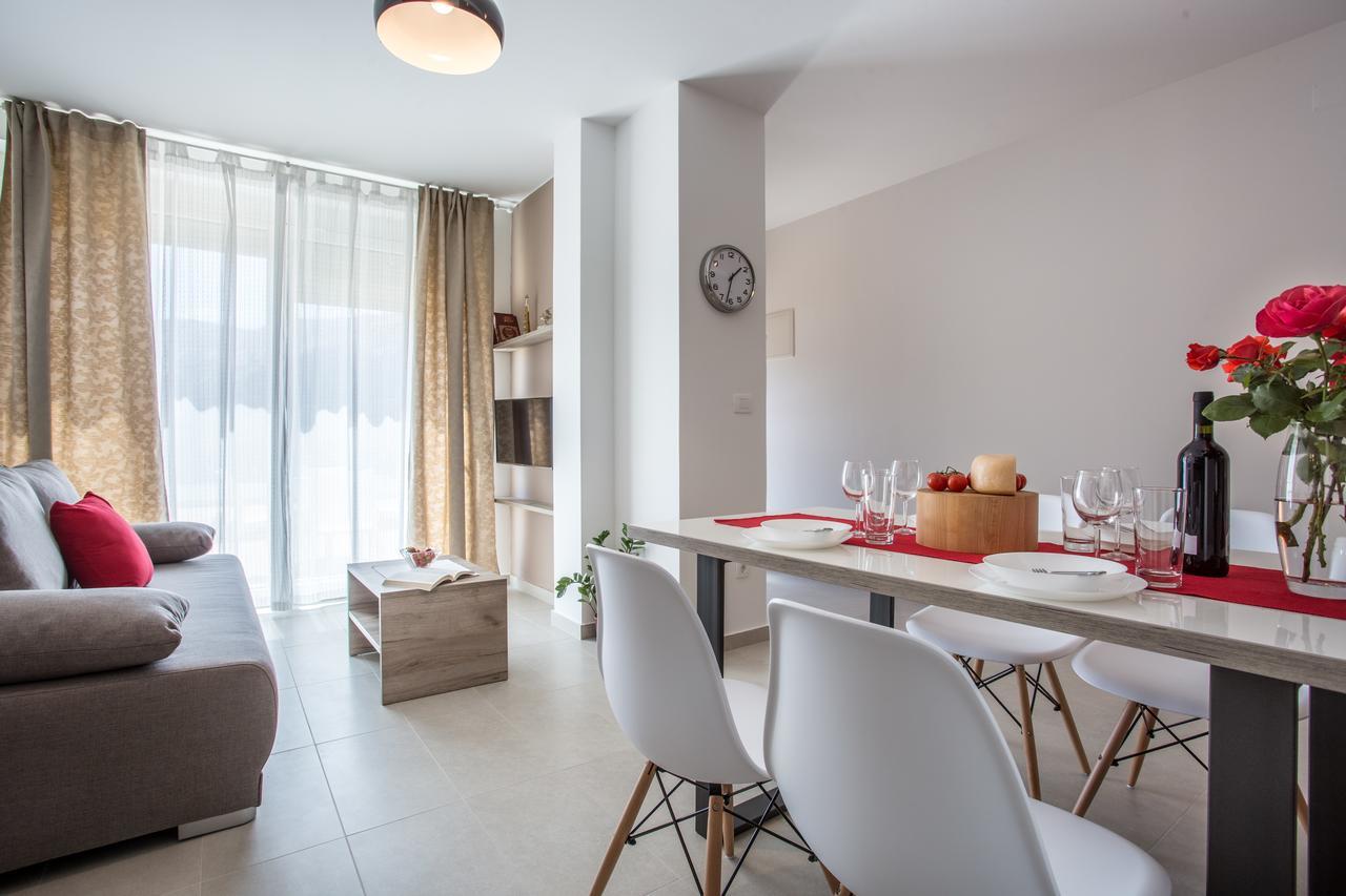 באסקה Apartments Viktorija 2 מראה חיצוני תמונה
