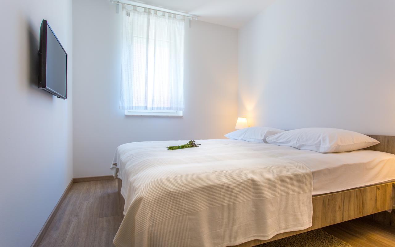באסקה Apartments Viktorija 2 מראה חיצוני תמונה
