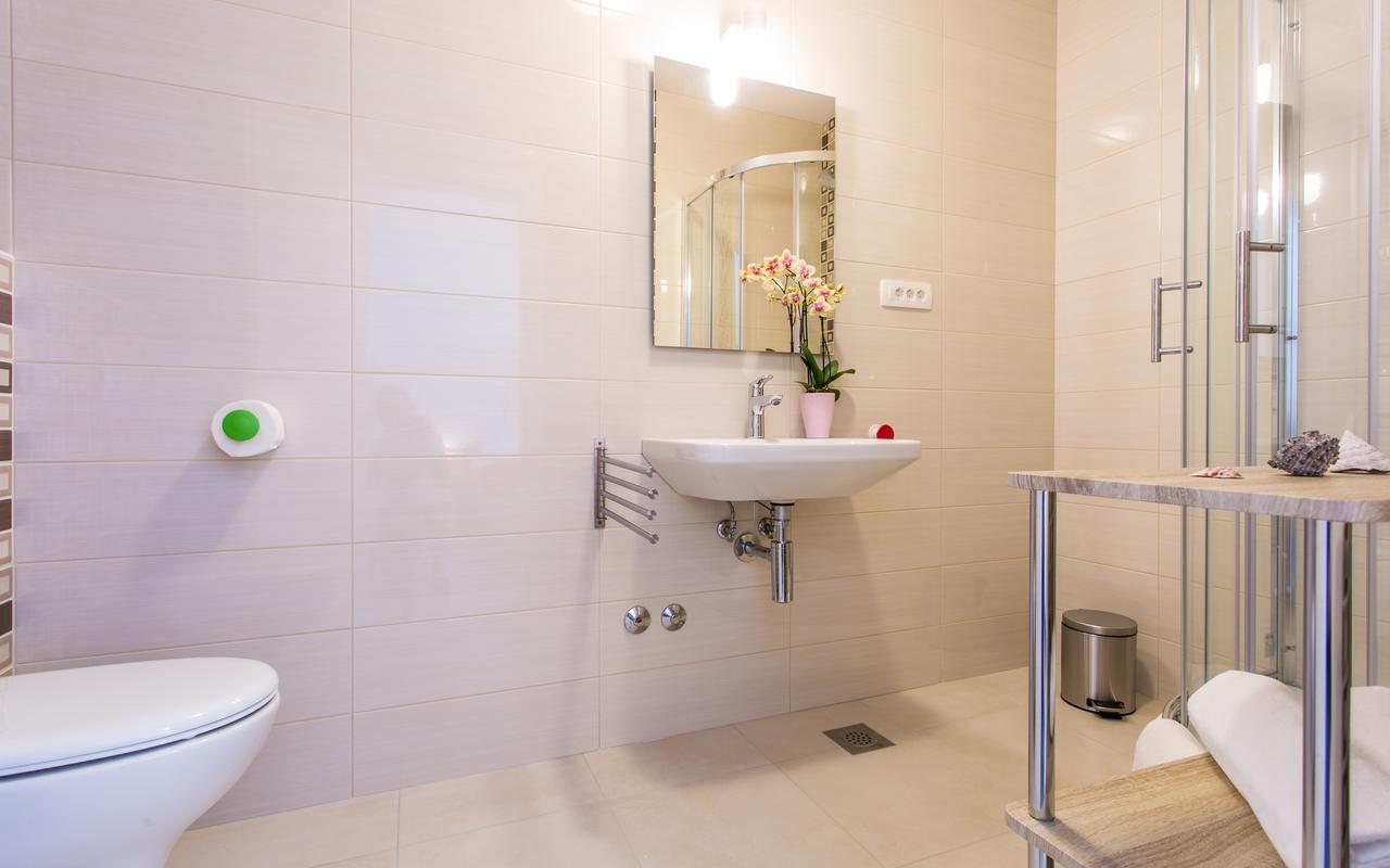 באסקה Apartments Viktorija 2 מראה חיצוני תמונה
