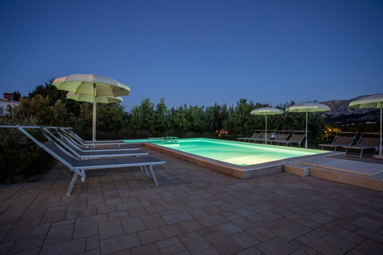 באסקה Apartments Viktorija 2 מראה חיצוני תמונה